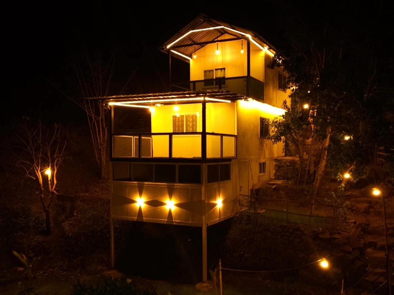 Forest Den Villa Pune Esterno foto